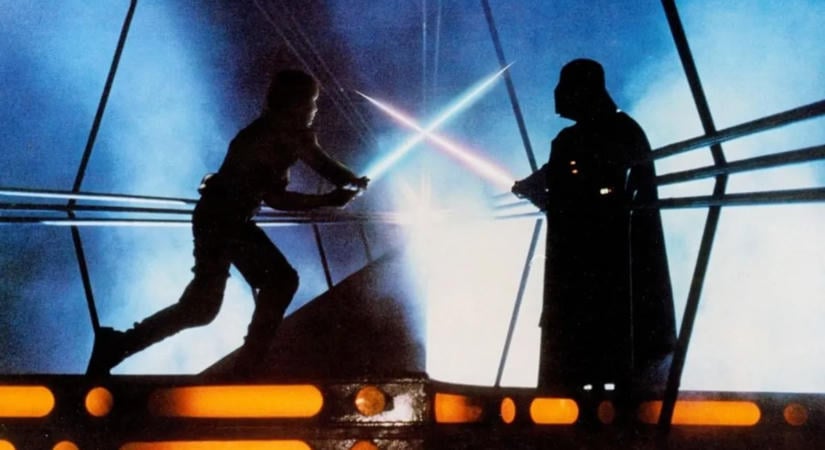 Elárverezik Darth Vader legendás fénykardját – elképesztő összeget érhet