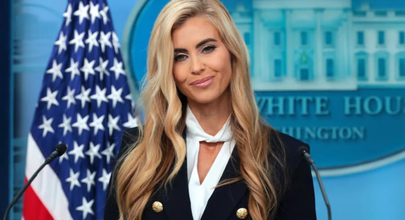 Öt nap után távozik posztjáról Donald Trump sajtótitkára
