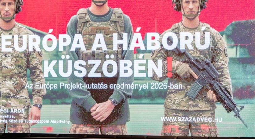 Dőltek a milliárdok a Századvéghez: 12 millióért kutatták a magyar focibüszkeséget is