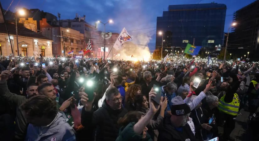„Holnaptól Szerbiát építjük”: győzelmet hirdetett az Egyetemista Lista
