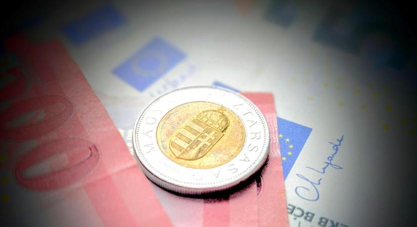 A forint gyengülését hozta a szerda este