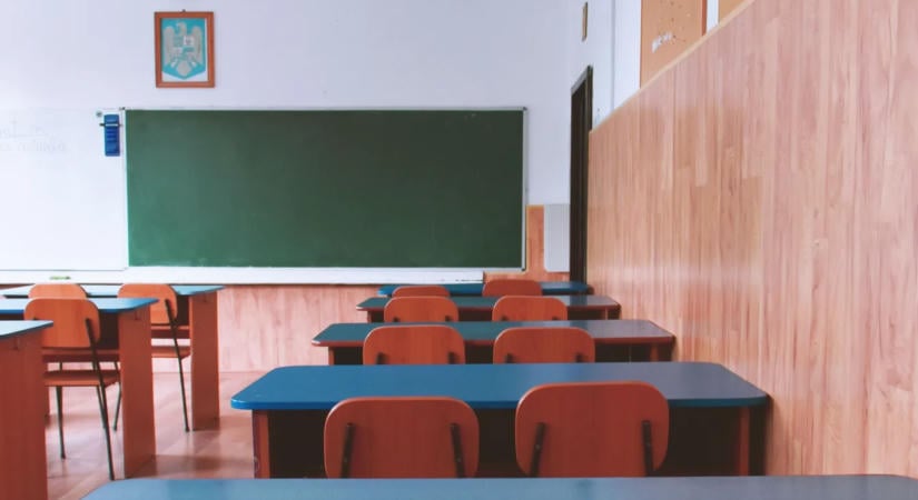 Elképesztő, mire vetemedett az iskolai gondnok, a kamerák buktatták le