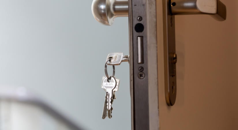 Felélesztik a legendás brit lakásvásárlási programot: elég lesz 2,5% önerő a hitelekhez