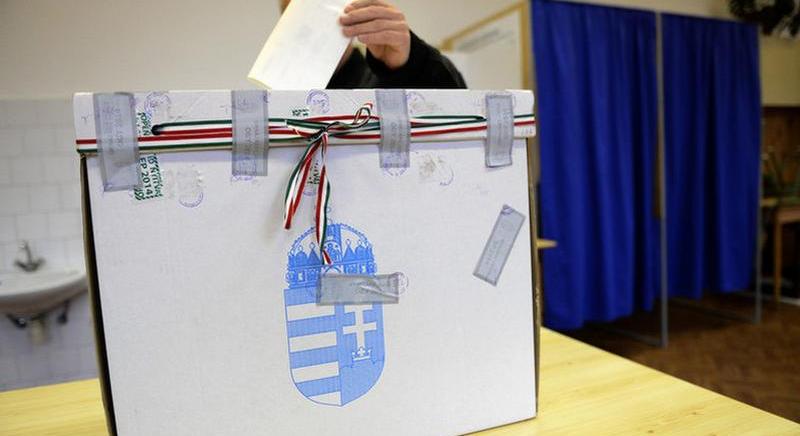 Így mehet el munkaidőben szavazni, a Munka Törvénykönyve rendelkezik róla