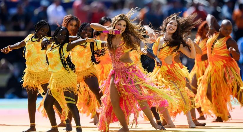 A Super Bowl sikerére tör a foci-VB halftime show-ja? Ezek voltak az eddigi legemlékezetesebb koncertek – Galéria!