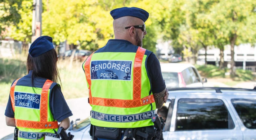 Pénztárcát lopott egy kazincbarcikai üzletből – felismeri a videón látható nőt?