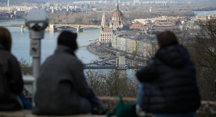 A Fidesz-szavazók negyede is bízik az elszámoltatásban, a Tisza-szavazók többsége nem elégedett az eddigiekkel