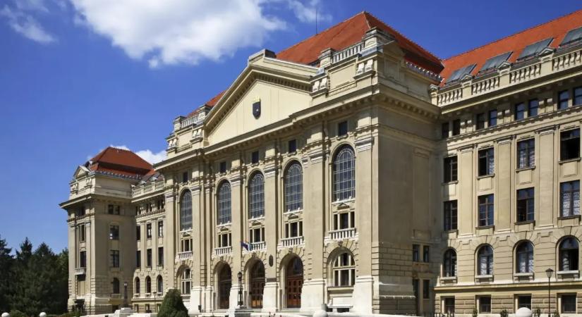 8265 elsőéves kezdi meg tanulmányait a Debreceni Egyetemen 2026-ban