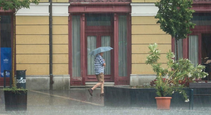 Hétfőn nem árt esernyőt is pakolni a táskánkba! Zivatarokra figyelmeztet a HungaroMet
