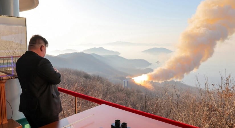 Új, „ultramodern” fegyverrendszert tesztelt Észak-Korea