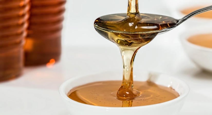 Mások vevőt keresnek, ő jobb árat kap: piaci előnyt jelent a tanúsított bioméz