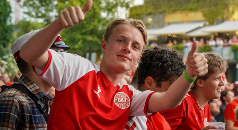 Elegük lett az állandó balhéból, kitiltották a sportmezeket egy francia iskolából