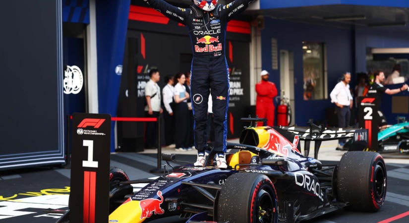 Verstappen beérte Schumachert, már csak Hamilton előzi meg
