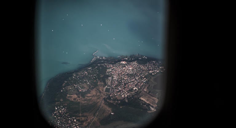 Ilyen térképet még nem láttunk a Balatonról, egyre súlyosabb a helyzet a parton