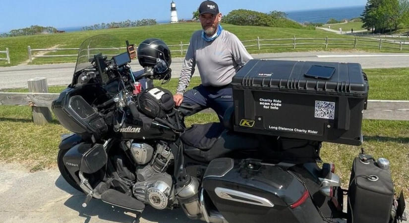 Te mennyit motoroztál egy év alatt? - Napi 890 kilométer...