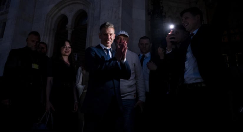 Tisza-kormány: Tiborcz megúszhatja a vagyonosodási vizsgálatot, feltételt szabott a külügyminiszter Ukrajnának