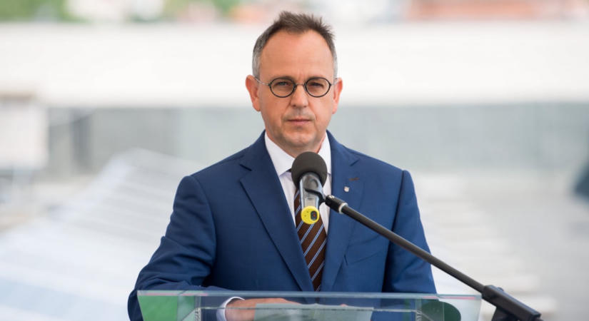 Megérkezett Bús Balázs üzenete a börtönből, Magyar Péternek idézett a Bibliából