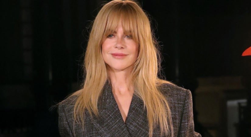 Nicole Kidman 59 évesen is elképesztő formában van: bikiniben mutatta meg kockahasát