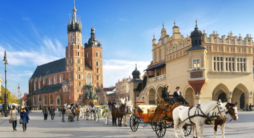 Utazz olcsón utószezonban! 20 db RETÚR repülőjegy Budapestről 15.180 Ft alatt!