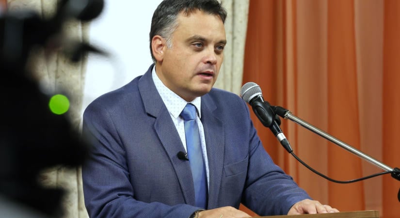 Latorcai Csaba: Az emberek pénztárcáján fog meglátszani, mit jelent a Tisza „echte baloldali” költségvetése