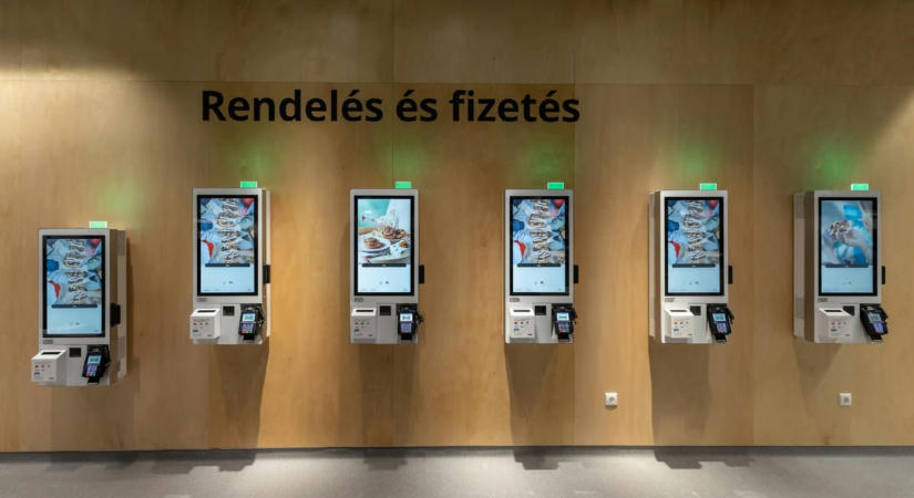 Az IKEA egyösszegű kompenzációt ajánlott béremelés helyett, kérdés, mit szólnak ehhez a munkavállalók