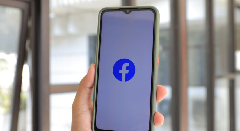 Teljesen átalakul a Facebook és az Instagram: új szabályozást vezet be a Meta