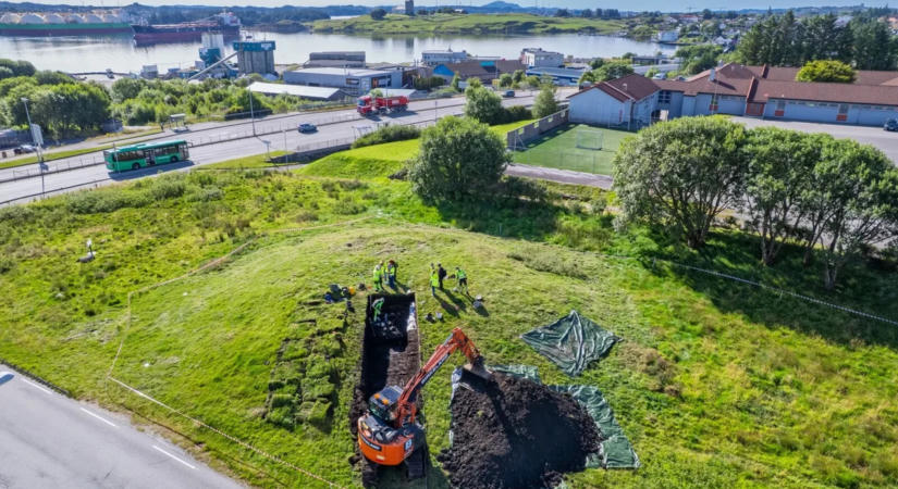 Bronzkori halomra épült a viking kori hajósír