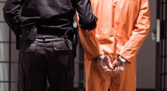 Fehéroroszországi lengyel kisebbségi vezető szabadon bocsátását követeli Varsó