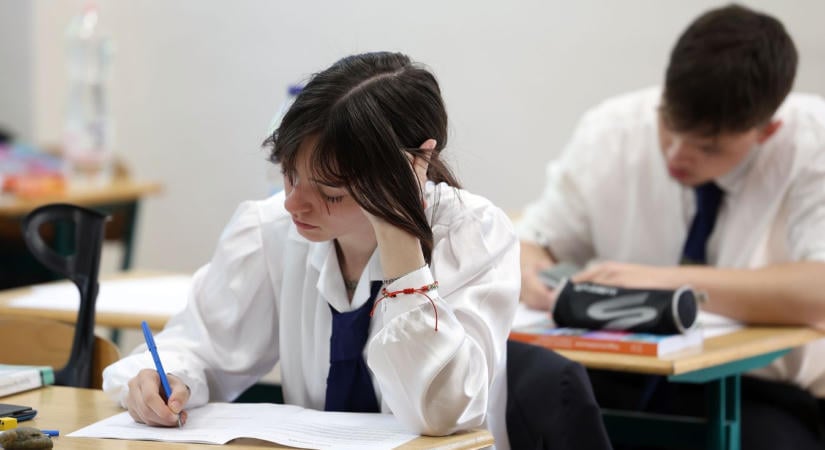 Közeleg egy fontos határidő: eddig lehet jelentkezni az őszi érettségi vizsgákra