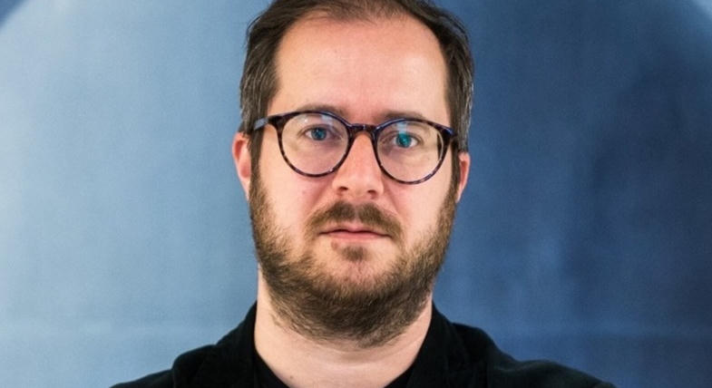 KRUSOVSZKY ŐRMESTER ÉS A MAGÁNYOS SZÍVEK KLUBJA Krusovszky Dénes: A másik mozaik / Magvető Kiadó
