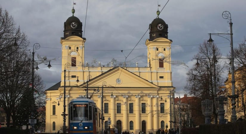 Debrecenben és Berettyóújfaluban is új korszak jöhet: főigazgatókat keresnek az intézmények élére
