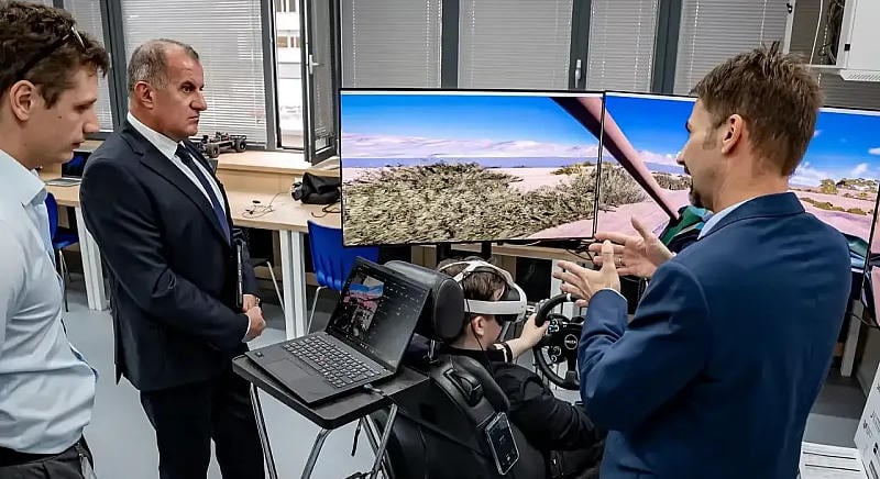 A honvédelemben is hasznosítható robotokat fejlesztenek Győrben
