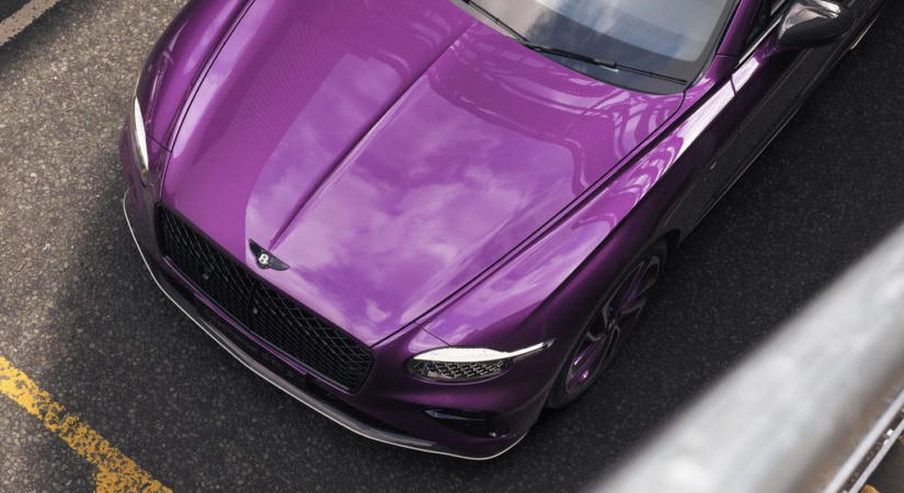 Jubileumi Continental GTC-vel ünnepli 80 éves gyárát a Bentley