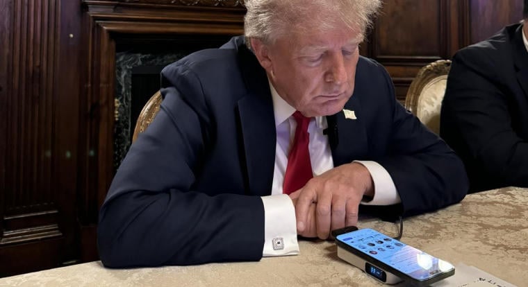 Trump kitiltotta a CNN-t, az MS NOW-t és a Politicót a Fehér Házból