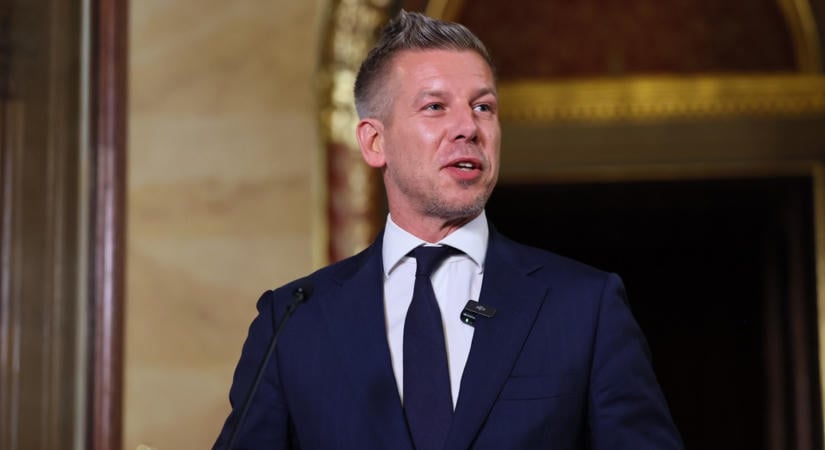 „Újkommunista önkény": a Fidesz reagált Magyar Péter beszédére, Hankó Balázs is szóba került