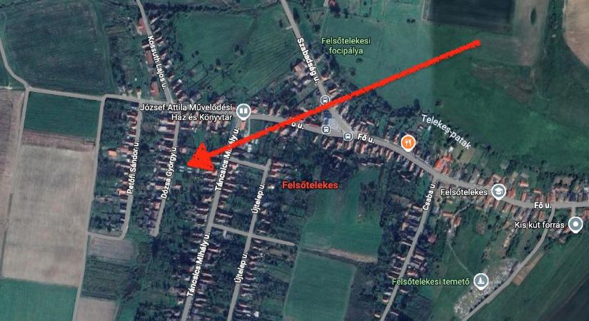 Árokba csúszott egy autó Felsőtelekesen
