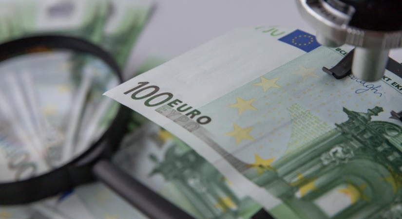 Fordulat a plusz EU-pénzeknél: kevesebb támogatás érkezett Magyarországra, mégis javult a helyzetünk