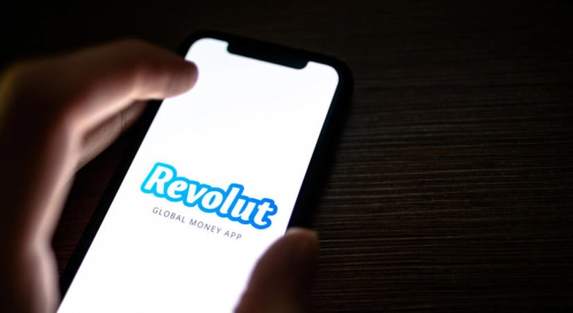 Fekete csütörtök: a Revolut az OTP-re mutogat