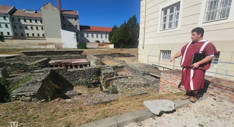 Szombathely középkori várának urai - Vezetett séták a Járdányi Paulovics István Romkertben
