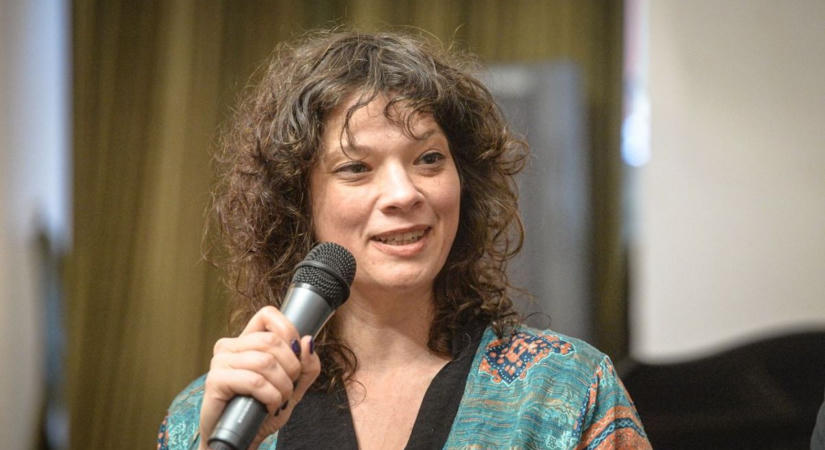 A gyöngyöspatai születésű művész ezúttal japán tanítványnak adja át a tudását
