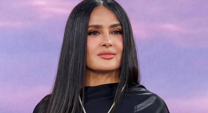 Salma Hayek nem is lehetne büszkébb, címlapfotón mosolyog 19 éves lánya: „Ragyogó istennő!”
