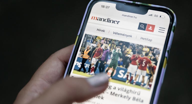Megszűnik a Mandiner című hetilap