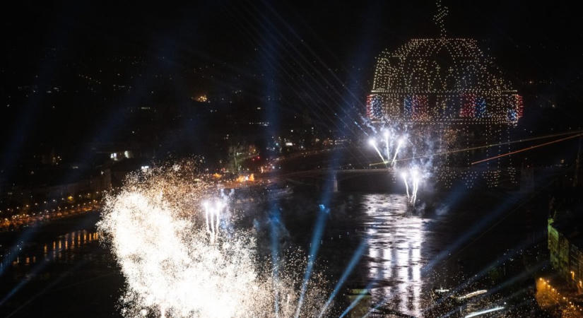 Hadházy hozzájárulna a „tűzijátékmutyi” happy endjéhez: feljelentést tesz