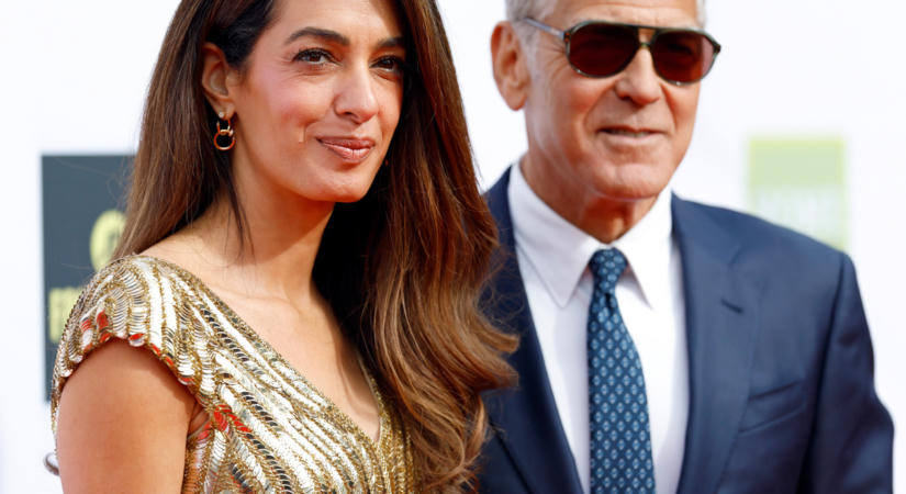 George Clooney gyönyörű felesége talpig fehérben tündökölt: mint egy menyasszony, úgy ragyogott Amal Clooney
