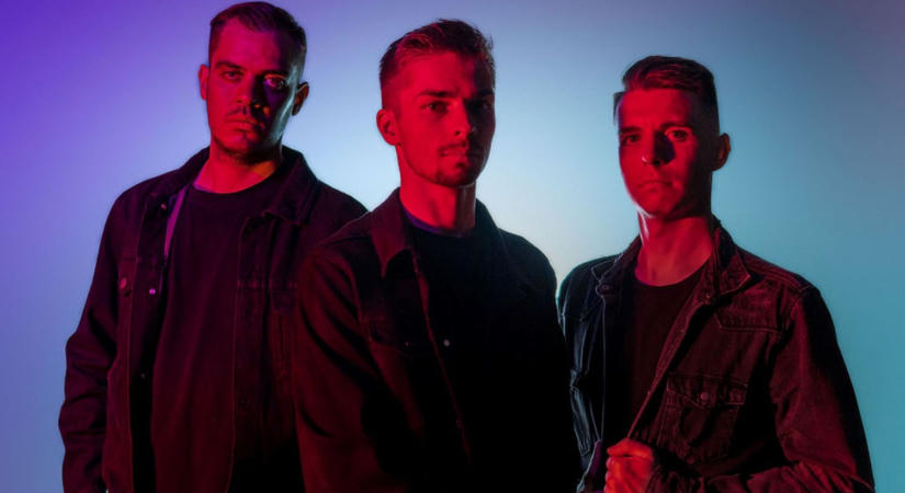 MOST ÉRKEZETT: Ki lett a Kingfishers új dobosa? – Pénteken koncert, a jövő héten új dal (INTERJÚKÉPEK)