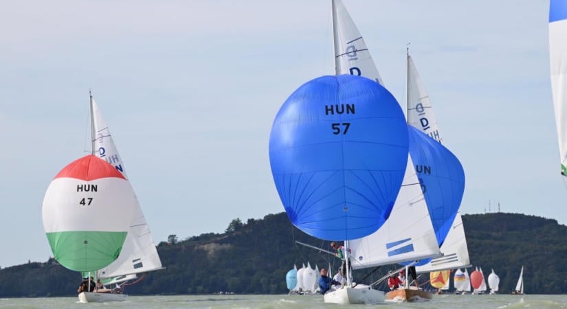 Közel harminc hajó és hét futam a Dragon, H-boat és Folke OB-n