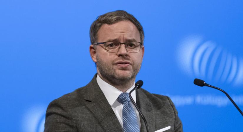 Orbán Balázs eldicsekedett az emberkereskedelemmel és nemi erőszakkal vádolt Andrew Tate Orbán-rajongásával