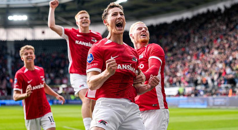 Riválisától igazolt fiatal támadót a PSV Eindhoven – HIVATALOS