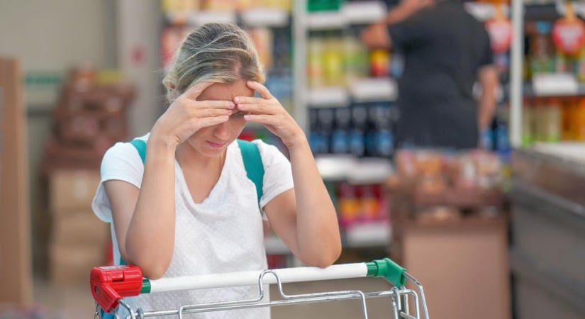 Rejtett veszély a hűtőben: ezt a sajtot most semmiképpen se edd meg!