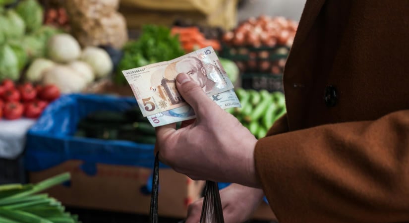 13. és 14. havi nyugdíj 2027-ben: ennyi pénz érkezhet februárban